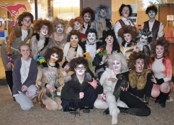Pearce cast of Cats