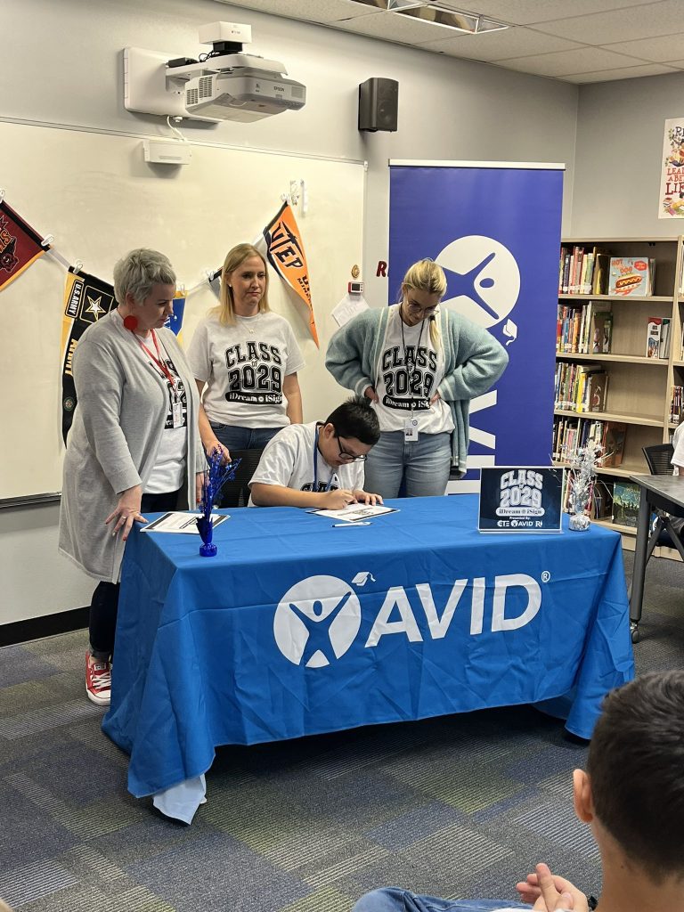 AVID iSign day