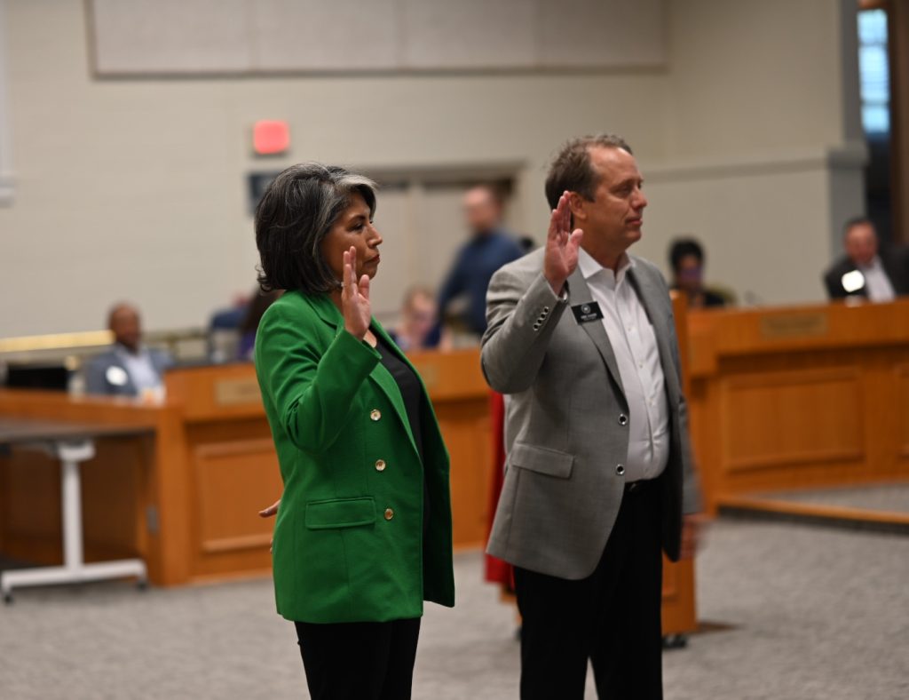 RISD Trustees Sworn In