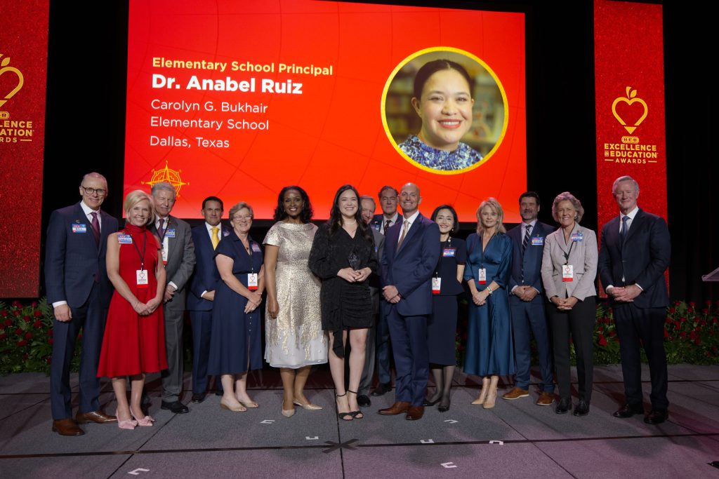 Dr. Ruiz wins the HEB state Principal of the Year Award in San Antonio on May 3.