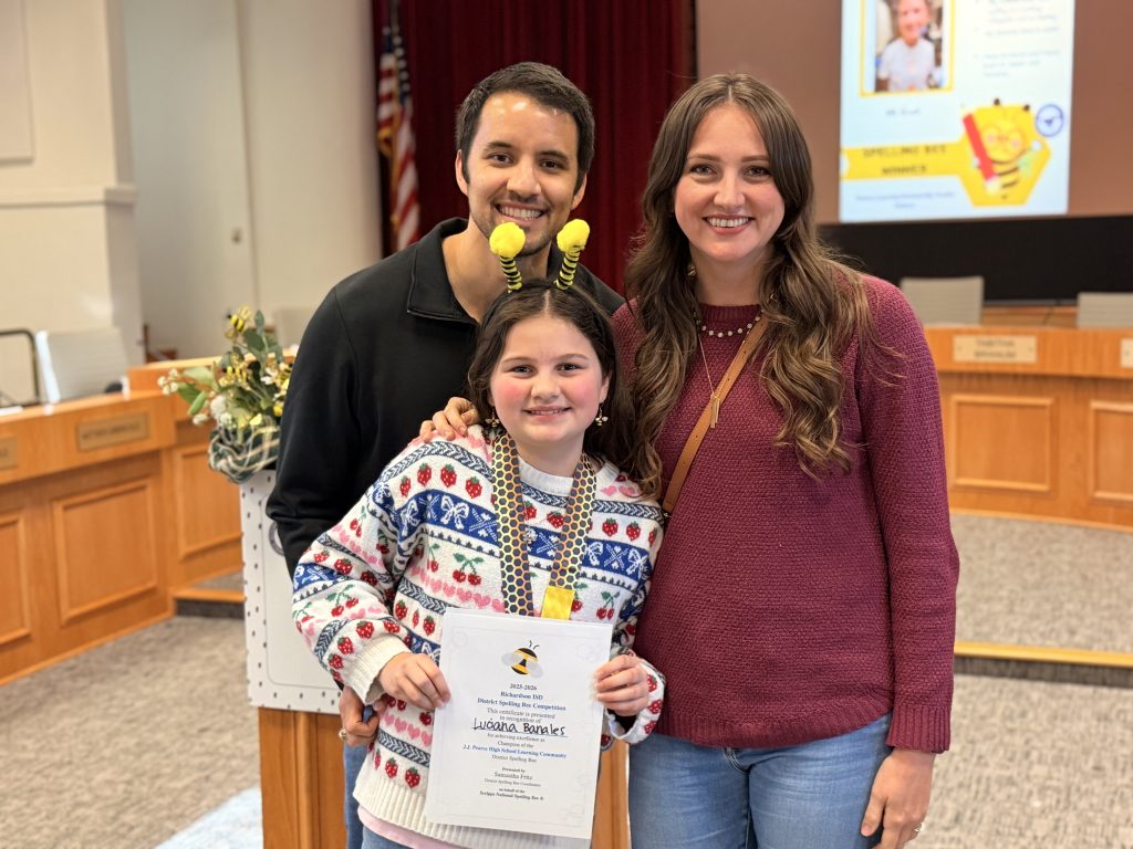Mohawk ES Student, Luciana B. with Family