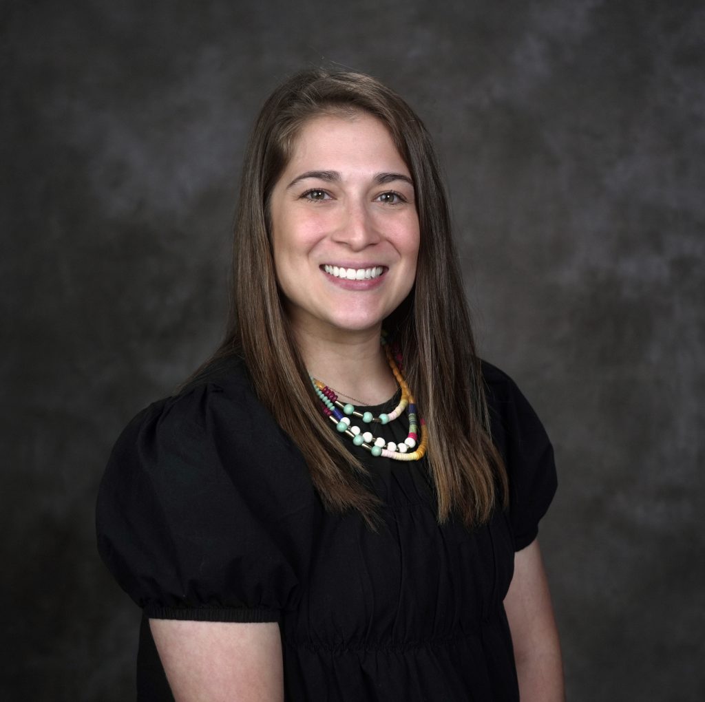 Rebecca Herrera Headshot