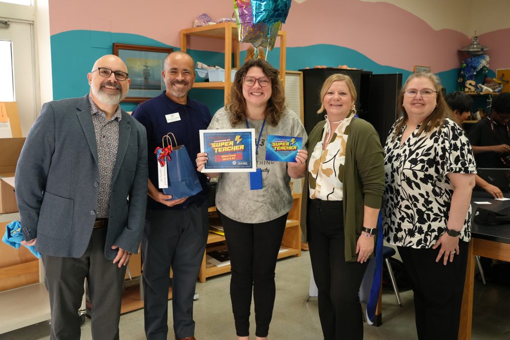 Whitney Sewell, Liberty Junior High with Super Teacher Award